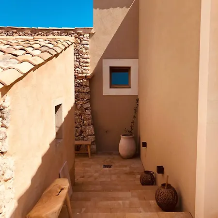 Casa Imayah Charming Bed & Breakfast Noto