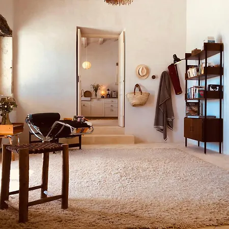 Casa Imayah Charming Bed & Breakfast 4*