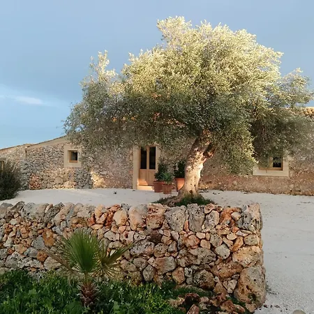 Casa Imayah Charming Bed & Breakfast Noto